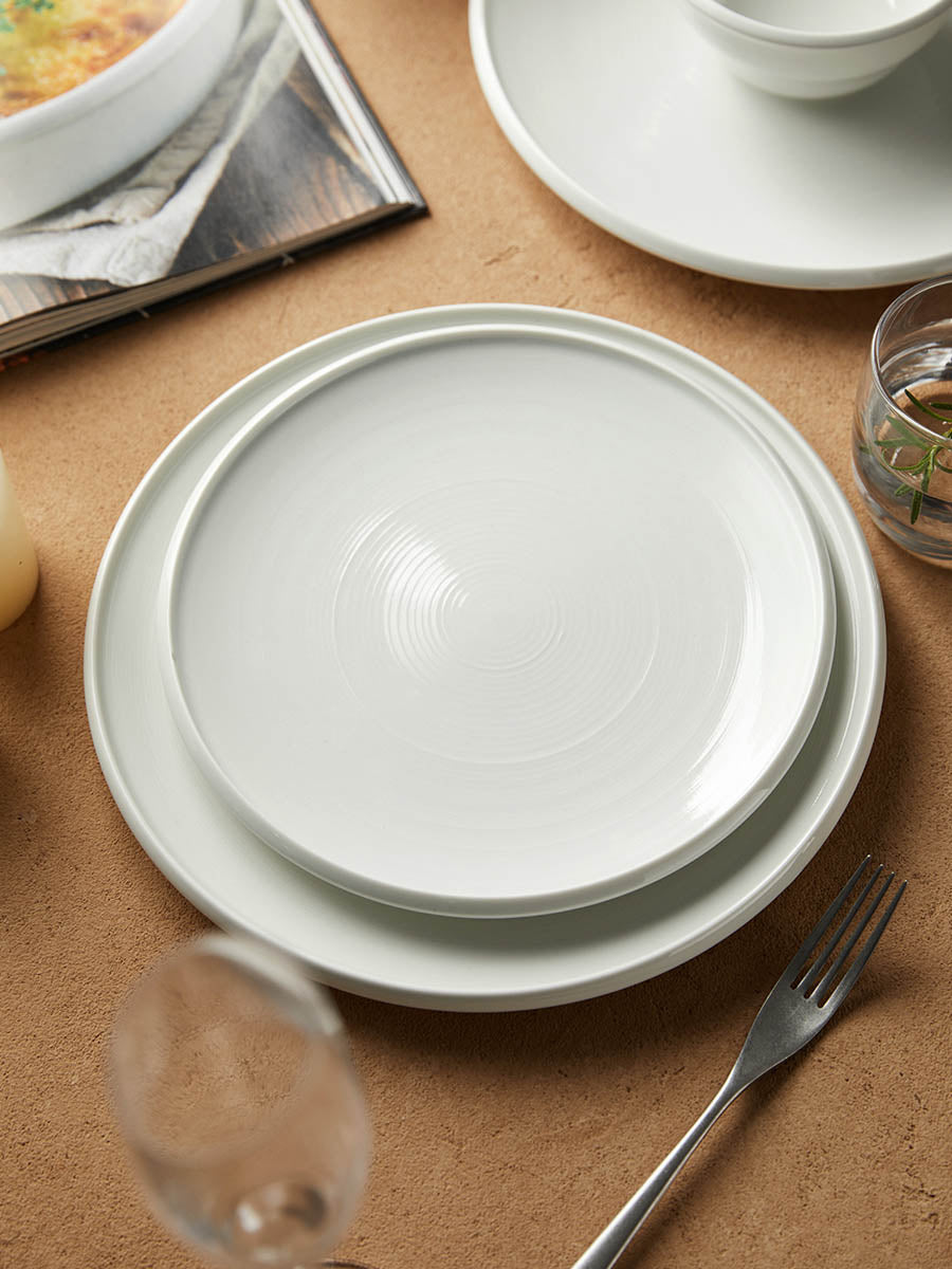 8.5" Cream Round Plate