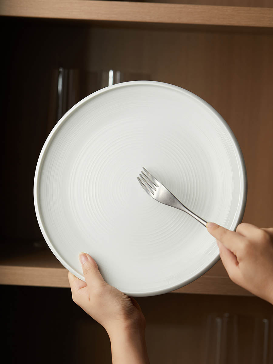 8.5" Cream Round Plate