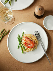 8.5" Cream Round Plate